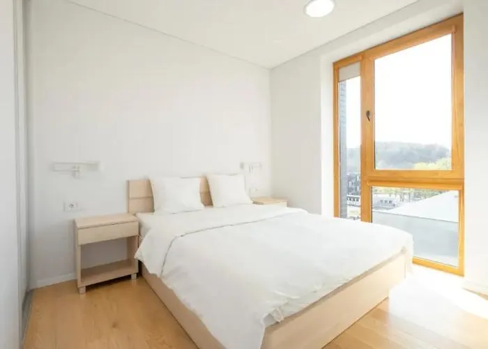 Apartament With Balcony And Castle View By Urban Rent *