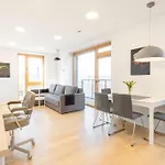 Apartmán With Balcony And Castle View By Urban Rent