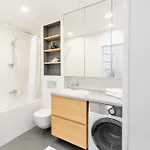 With Balcony And Castle View By Urban Rent Apartmán